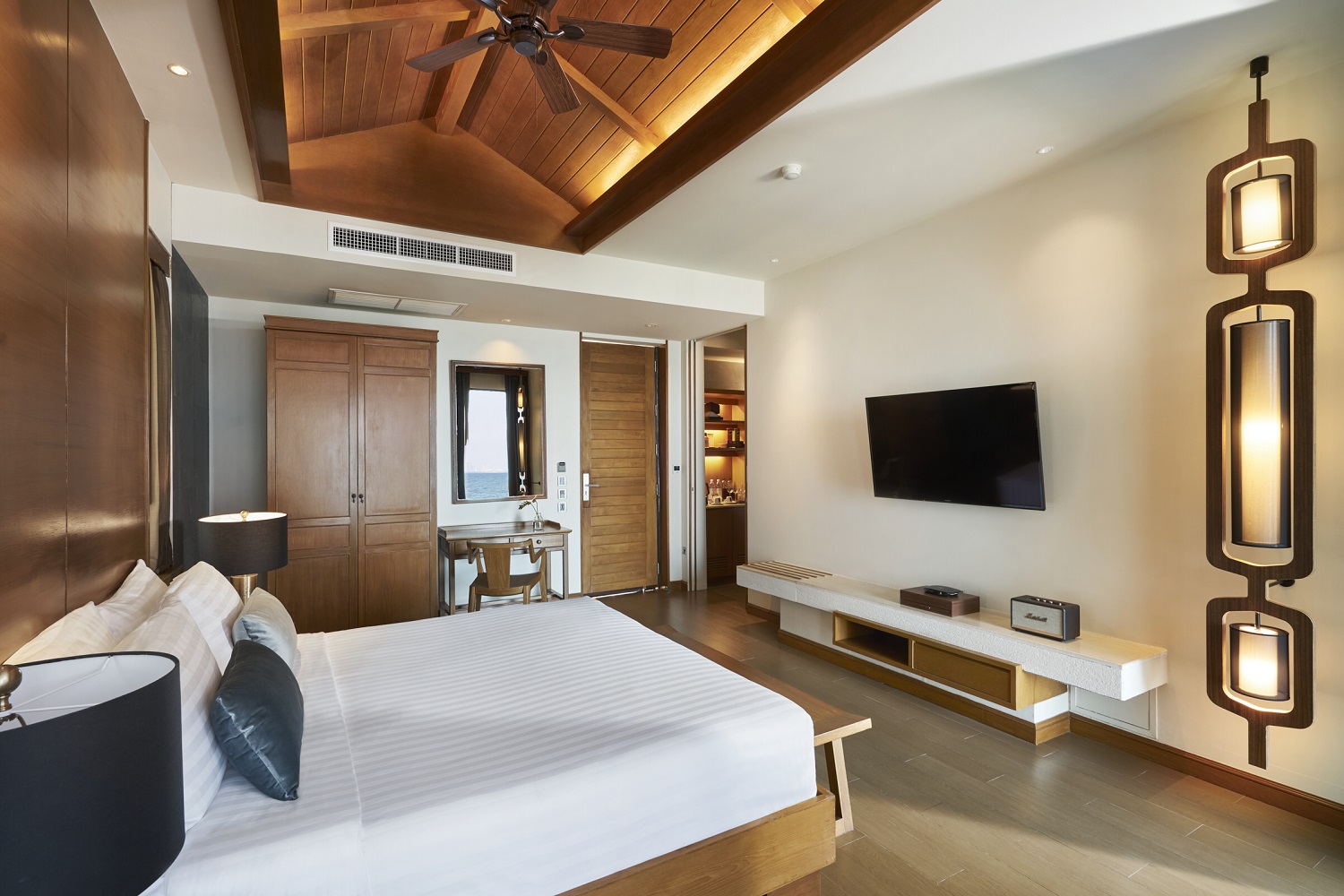 Sea Sand Sun Resort & Villas